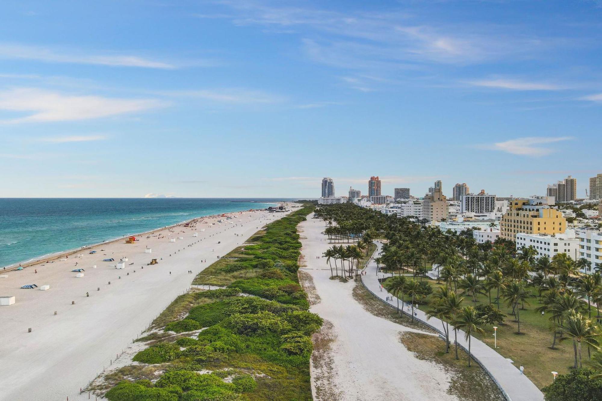 Beachy 1 B/R, W/2 Queen Beds, On Ocean Drive Beach Маями Бийч Екстериор снимка